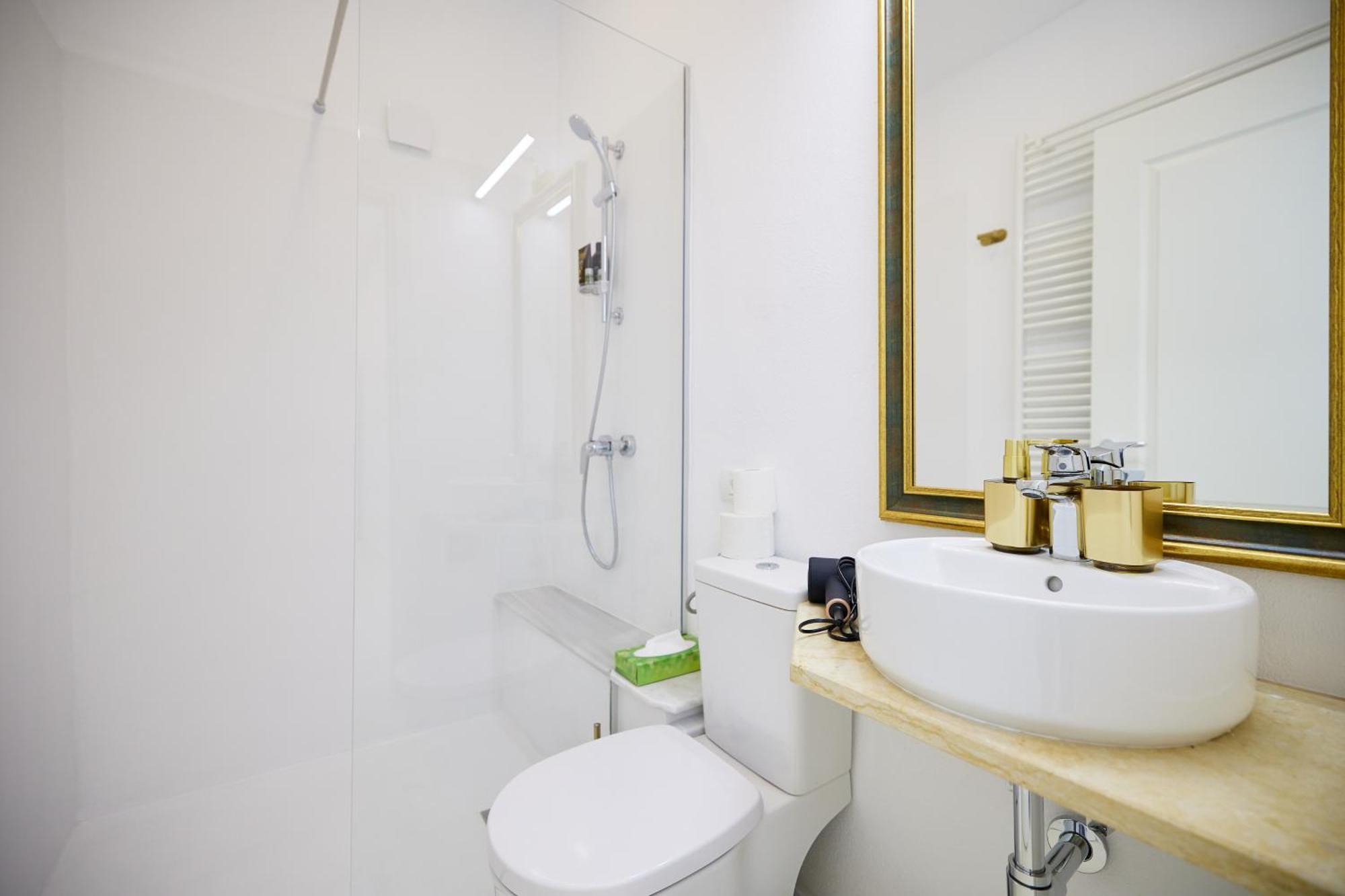 Carol Park View Hotell Bucureşti Eksteriør bilde