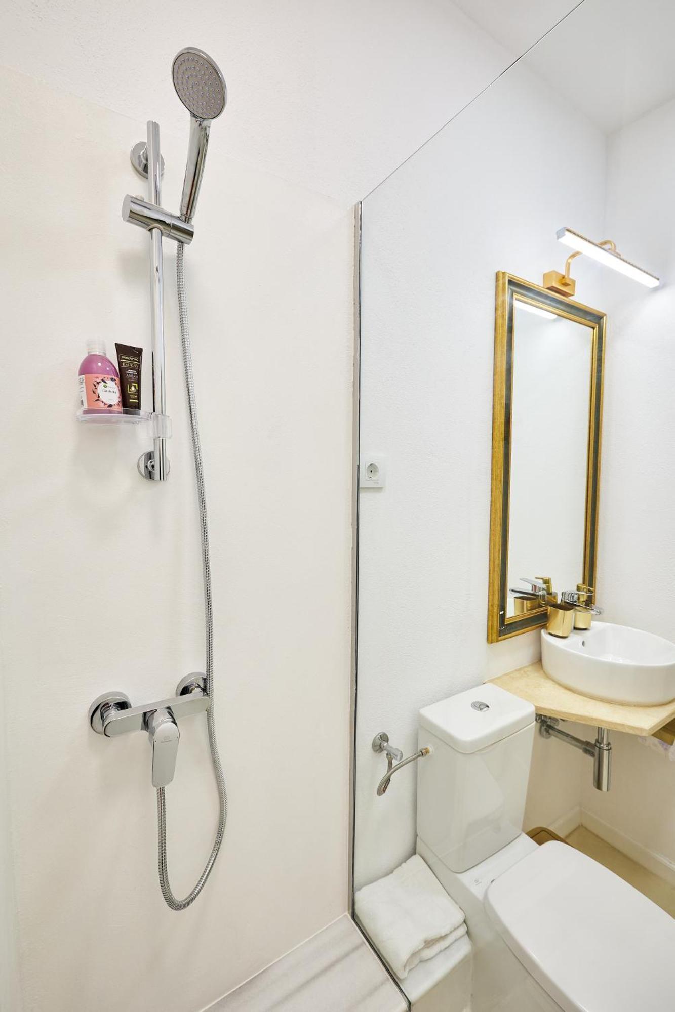 Carol Park View Hotell Bucureşti Eksteriør bilde